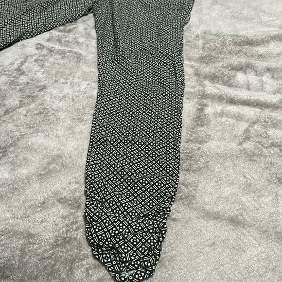 SO Black & White Geometric Pattern Rayon Joggers L - Picture 4 of 9